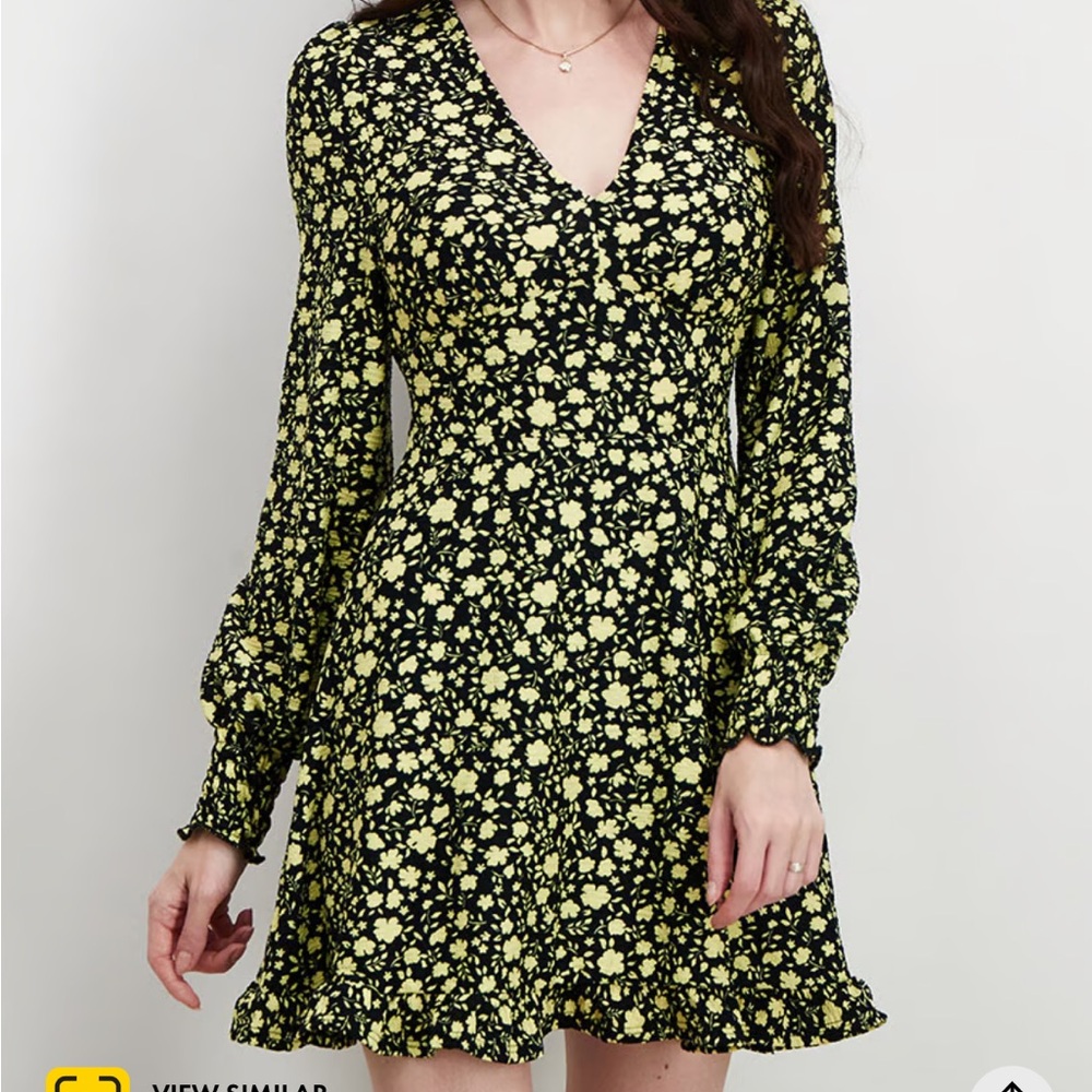 Miss selfridge V- Neck Floral Black and Yellow Dress women’s Size 10